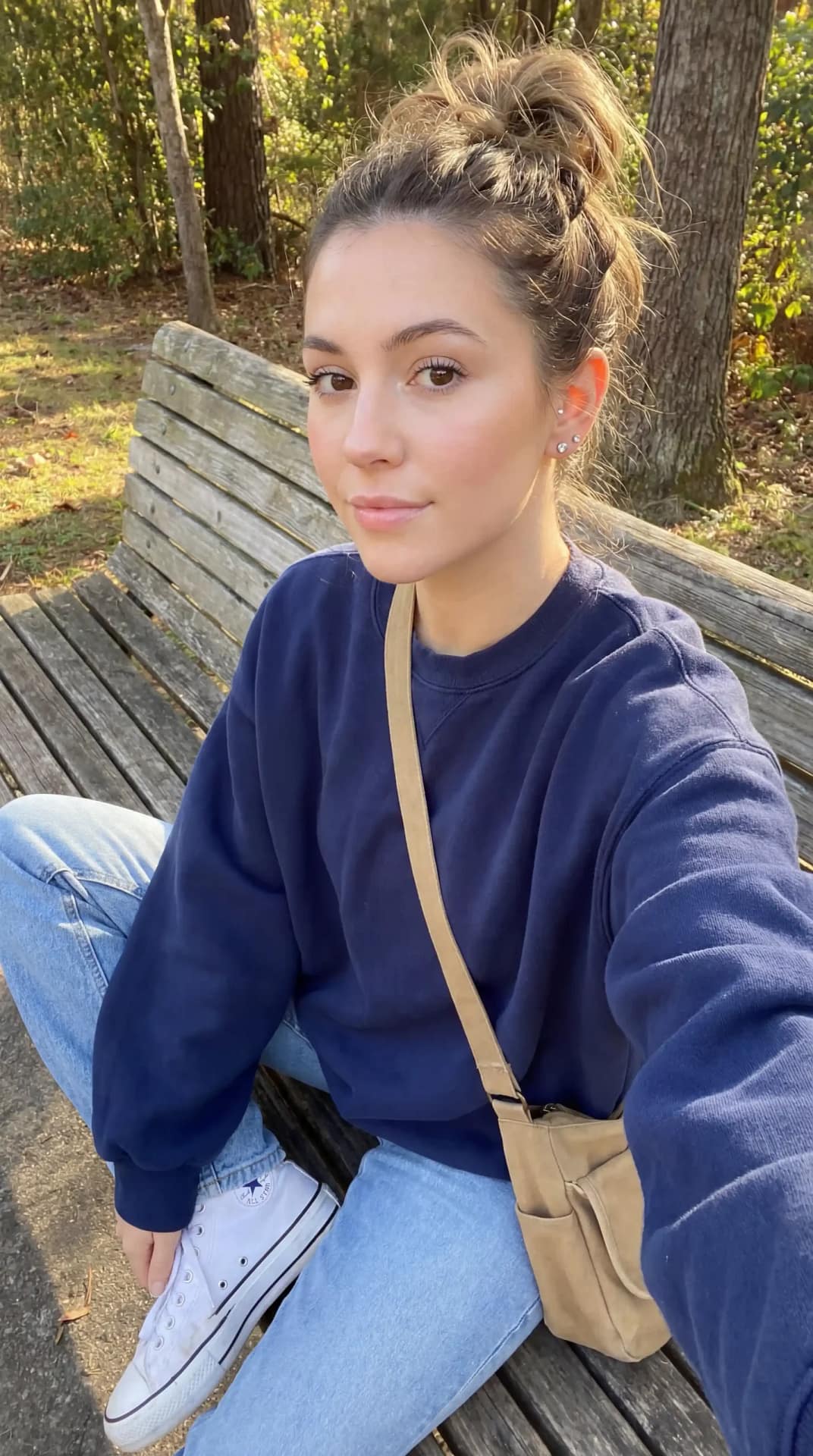 Casual Navy Sweatshirt Vibes